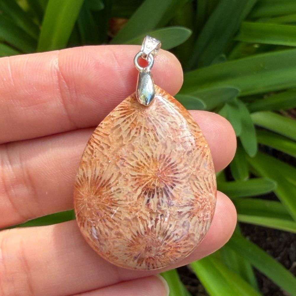 Sterling silver 925 stamped orange flower coral jade pendant‎ 0353